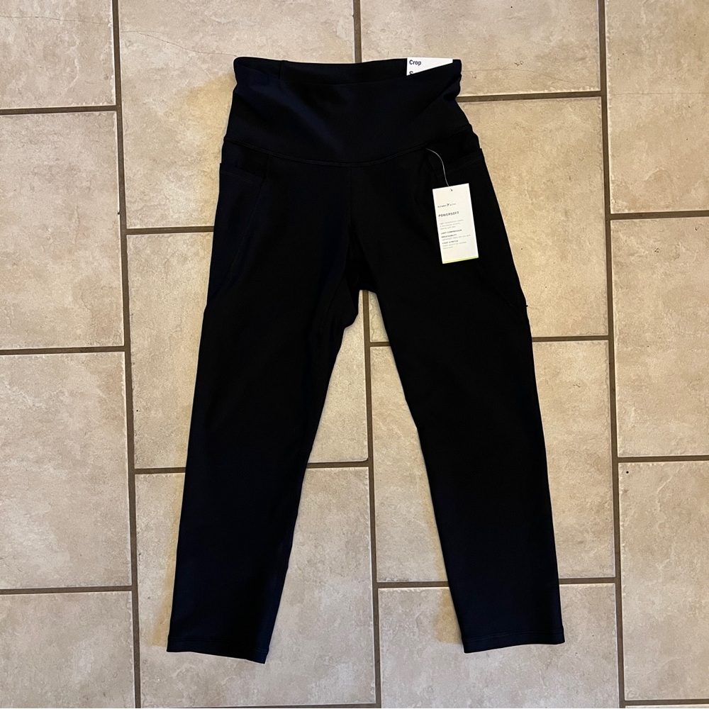 Old Navy Active Crop High Rise Leggings - Size S